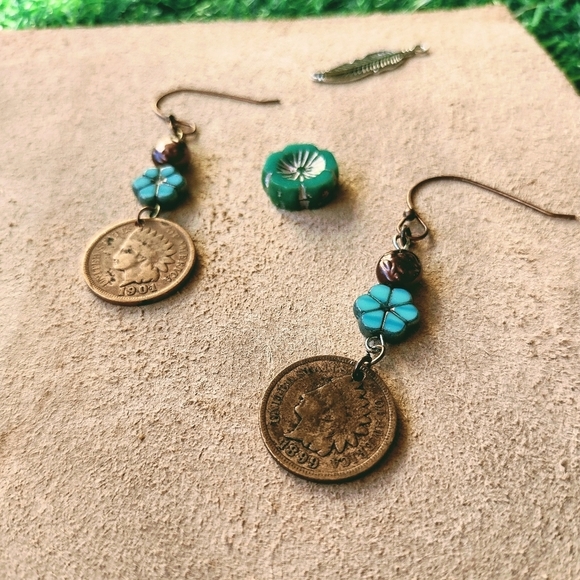 Sale ANTIQUE Handmade Turquoise Flower Indian Head Penny French Hook Earrings - Picture 10 of 11